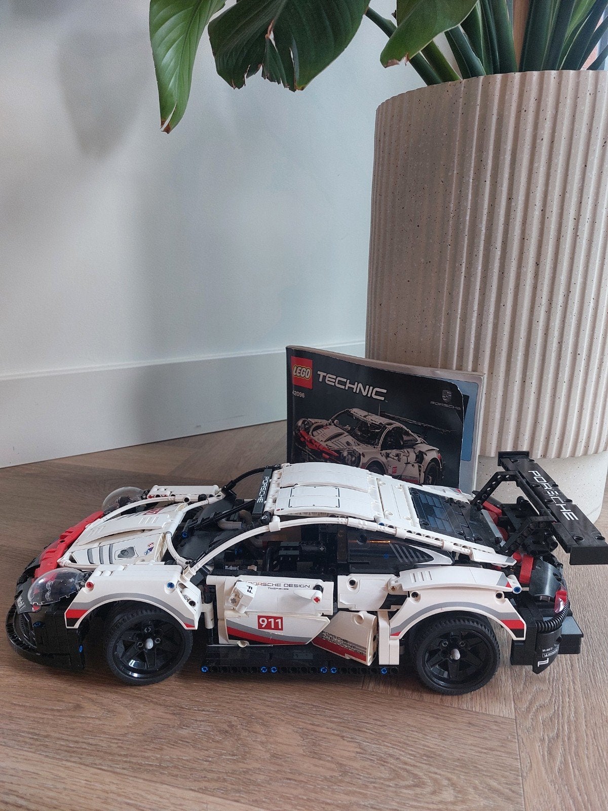 Foto 4 van LEGO TECHNIC Porsche 911 – set 42096
