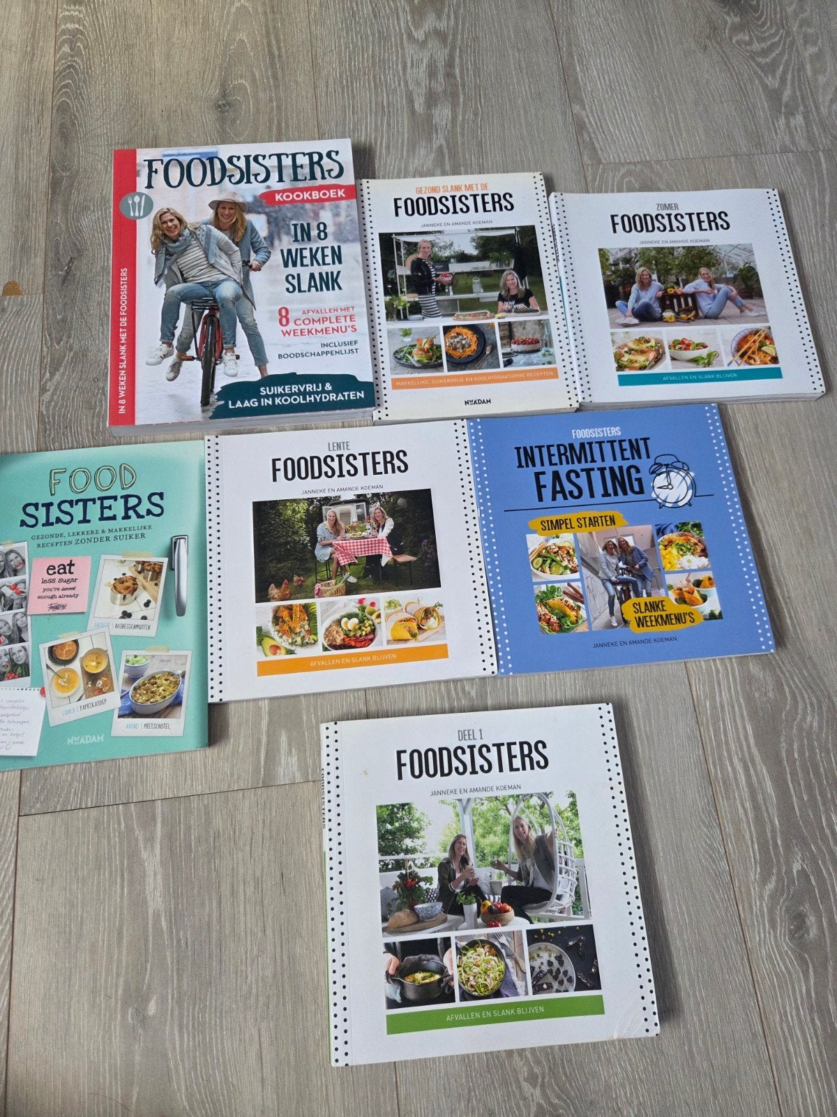 7x De Foodsisters, Ophalen of Verzenden, Gelezen