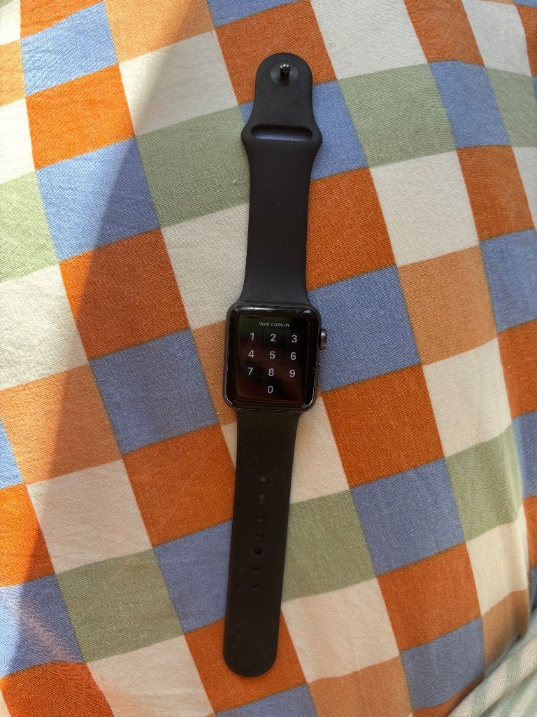 Apple watch series 3 38mm space grey (2021), Ophalen, Gebruikt, Zwart, IOS