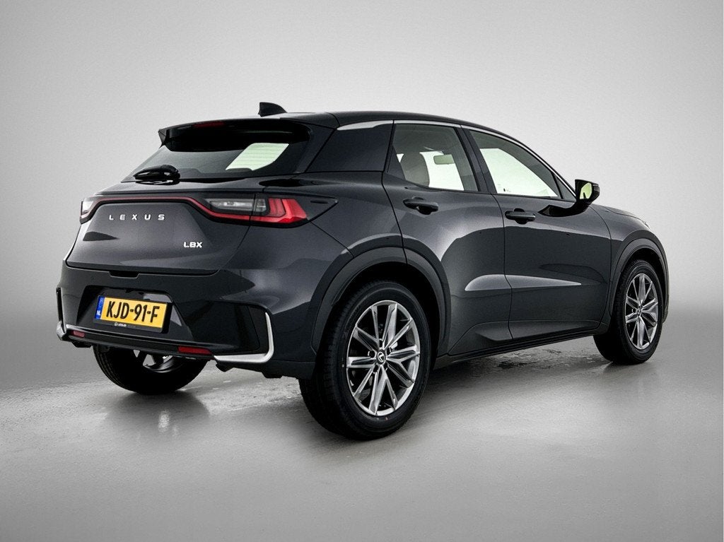 Lexus LBX Elegant 2WD | Tech Pack | Stuurwiel Verwarming | P, 12 maanden, 136 pk, Gebruikt, Zwart