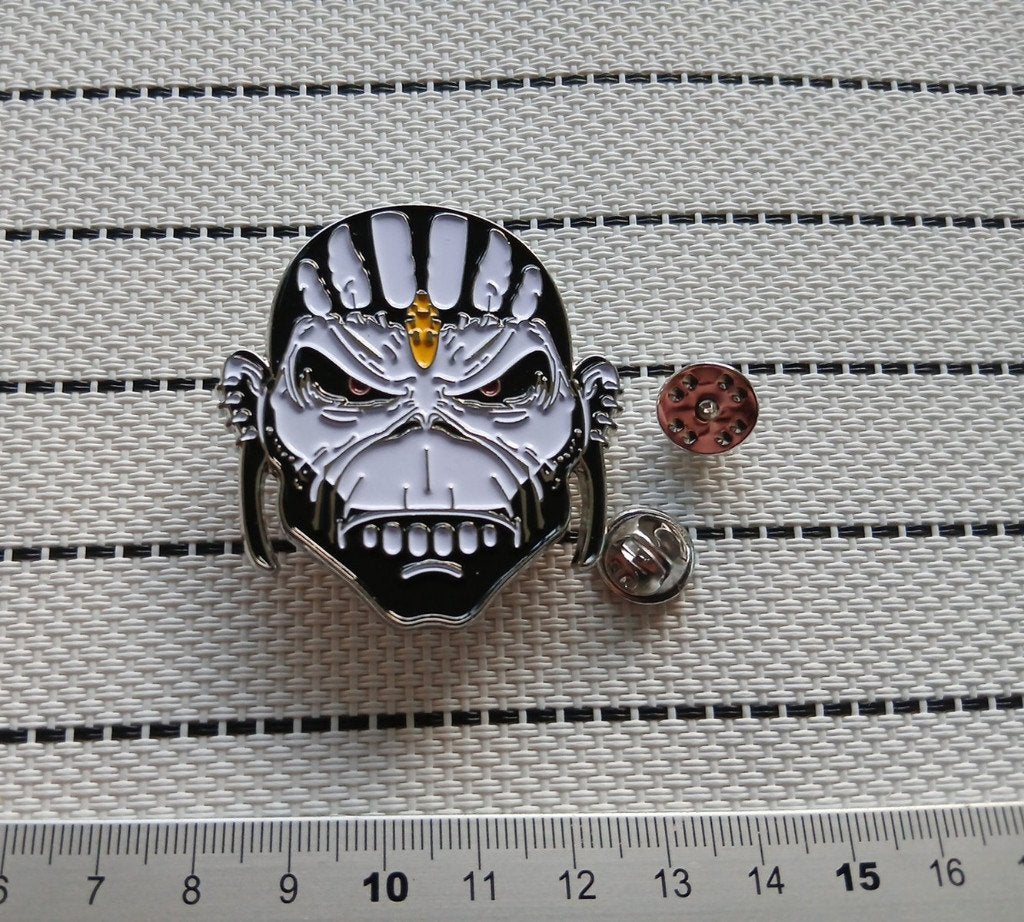 Iron Maiden prachtige pin badge speld Eddie book of souls n3, Ophalen of Verzenden, Nieuw, Overige typen