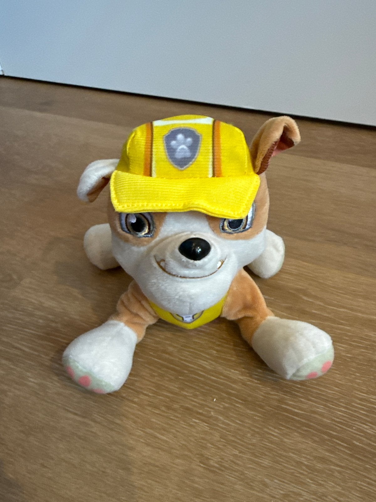 3 Paw Patrol Knuffels - Rubble, Skye, Tracker, Gebruikt, Overige merken, Geel, Klein (minder dan 20 cm)