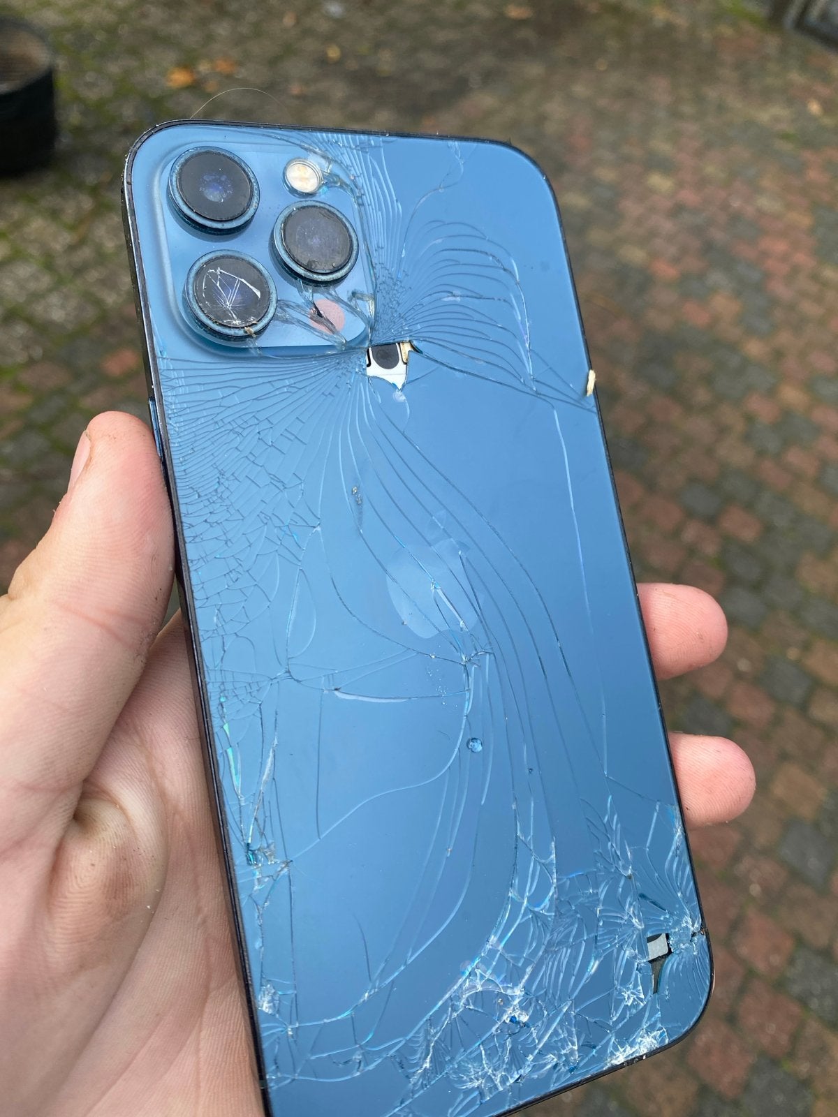 Defecte iPhone 12 Pro Max - Voor onderdelen of reparatie, 128 GB, Blauw, Zonder simlock, Niet werkend