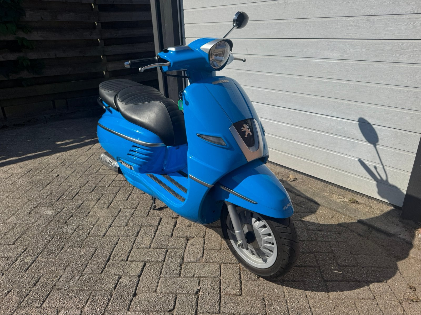 Peugeot django special edition (snorfiets) inruilen mogelijk, Fietsen en Brommers, Ophalen, Zo goed als nieuw