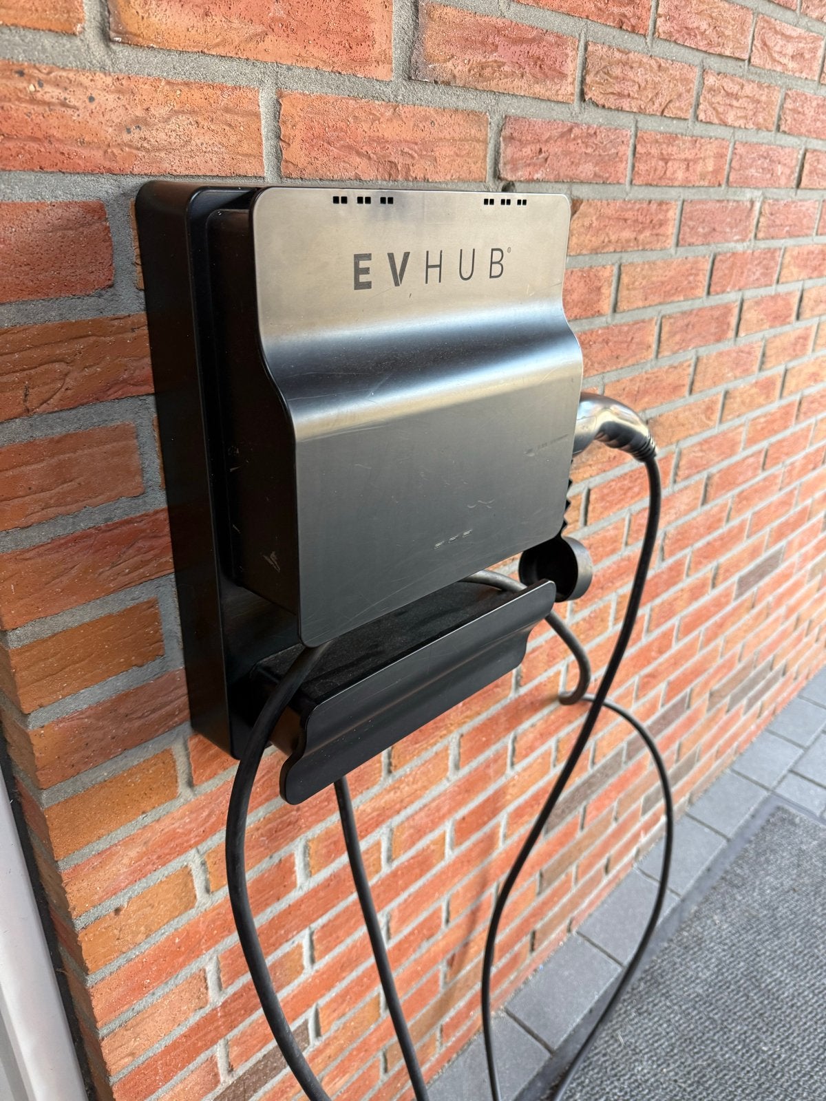 EVHUB Laadpaal met Laadkabel - Zo goed als nieuw, Ophalen of Verzenden, Zo goed als nieuw, Laadpaal en Laadkabel