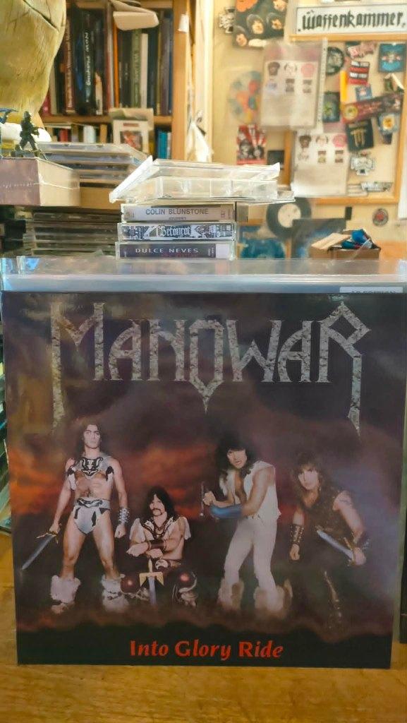 Manowar – Into Glory Ride, Cd's en Dvd's, Vinyl | Hardrock en Metal, Inclusief insert, 1980 - 1989, Ophalen of Verzenden, Zo goed als nieuw