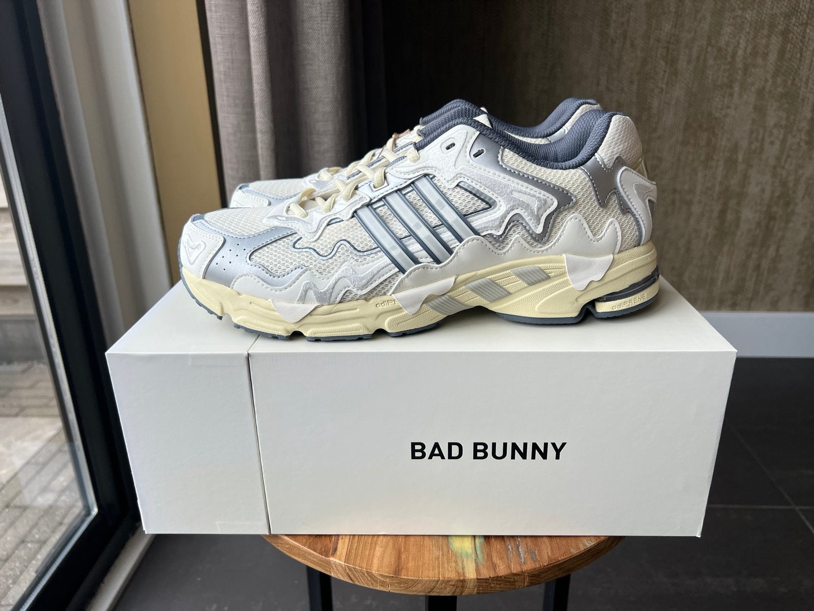 Adidas Response CL Bad Bunny Cream White - Maat 45 1/3, Wit, Nieuw, Ophalen of Verzenden, Sneakers of Gympen