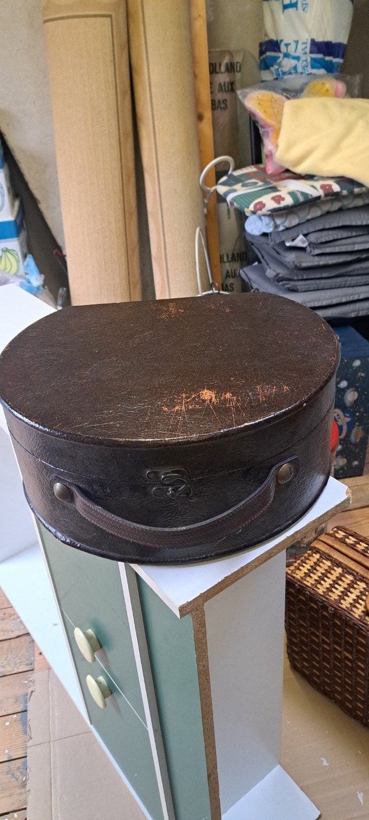2 vintage Hoedendoos / Koffer - Bruin Leer, Antiek en Kunst, Ophalen