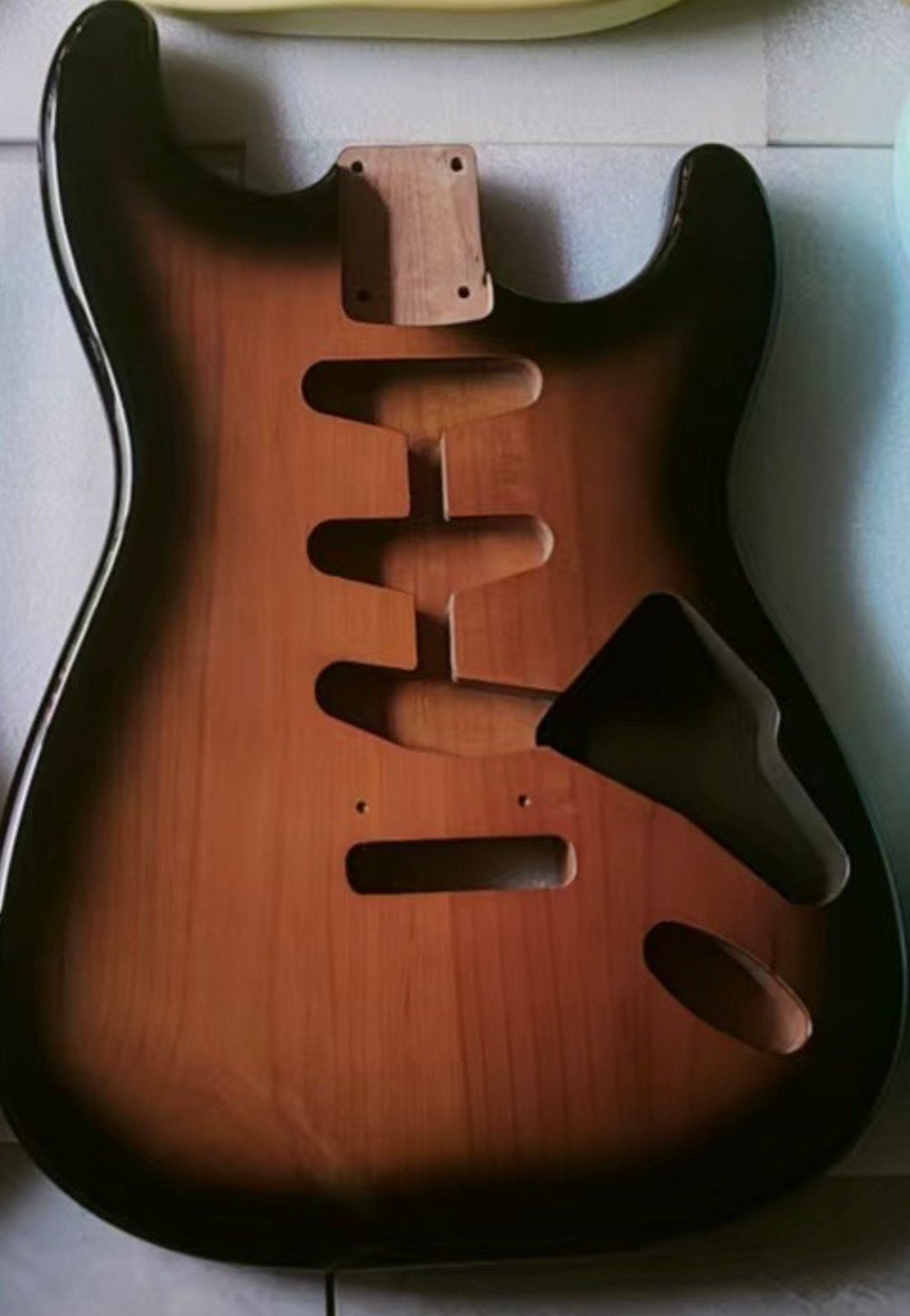 Stratocaster body-2Tone SB -nitro Gloss- 2 delig- top body, Verzenden, Geen, Geen, Jpsg