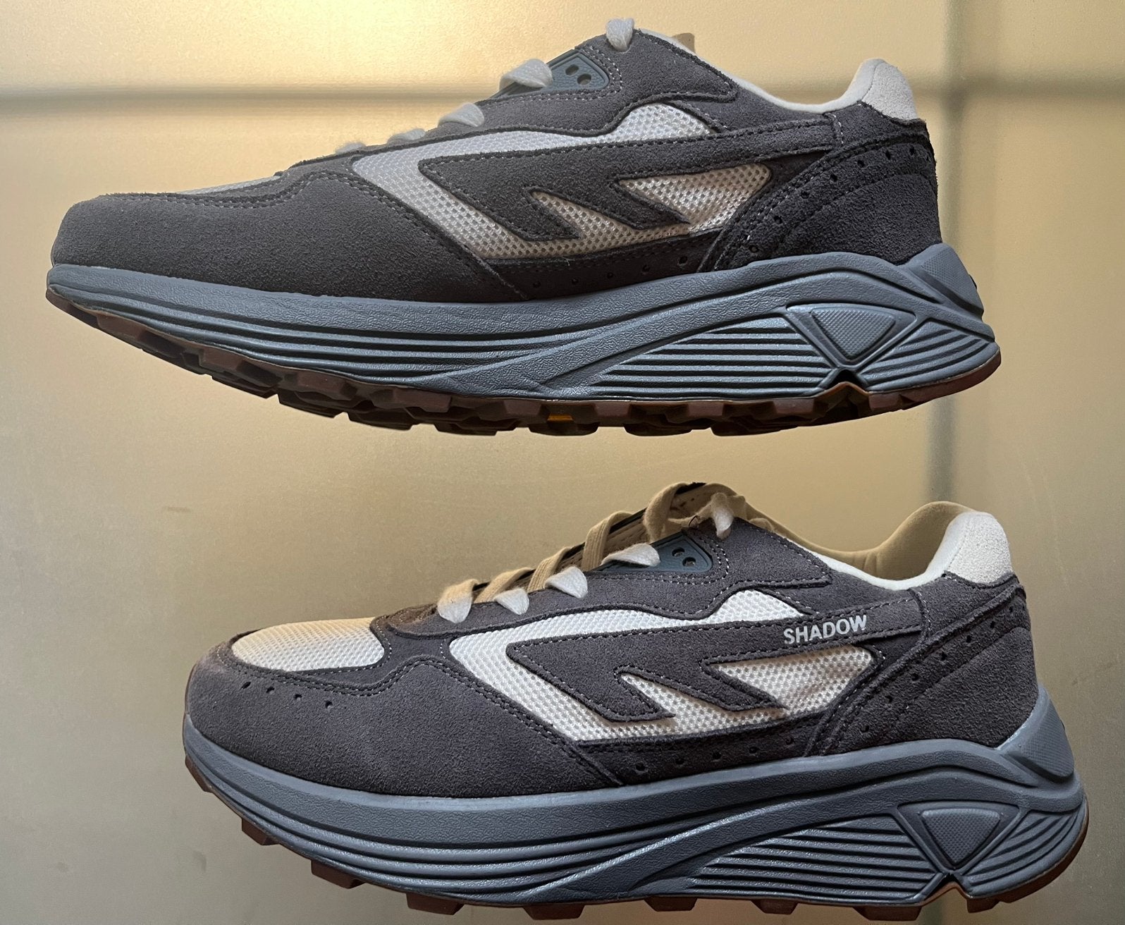 Hi-Tec sneakers unisex maat 41, Ophalen of Verzenden, Zo goed als nieuw, Schoenen