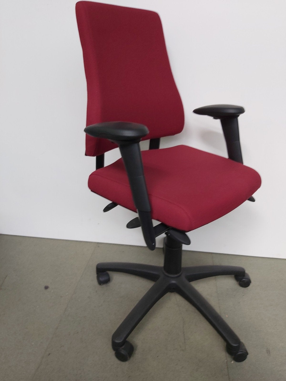 Axia bureaustoel, Ophalen, Zo goed als nieuw, Rood, Bureaustoel