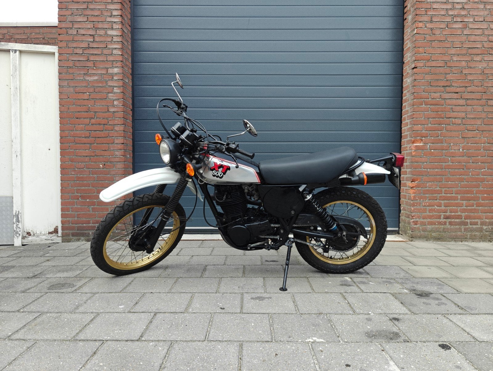 Yamaha XT 500, Motoren