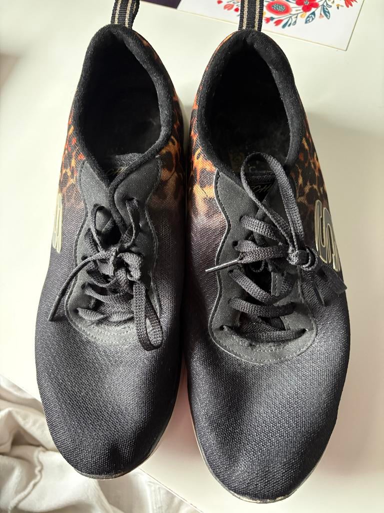 Skechers Dames Sneakers Maat 38 - Luipaardprint, Zwart, Ophalen of Verzenden, Sneakers of Gympen, Zo goed als nieuw