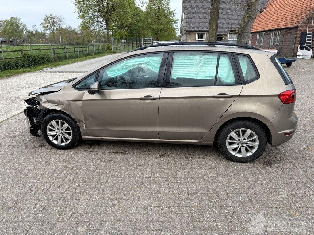Volkswagen Golf Sportsvan 1.2 automaat (bj 2014), Auto diversen, Schadeauto's, Automaat, Volkswagen, Volkswagen AG, 1200 cc