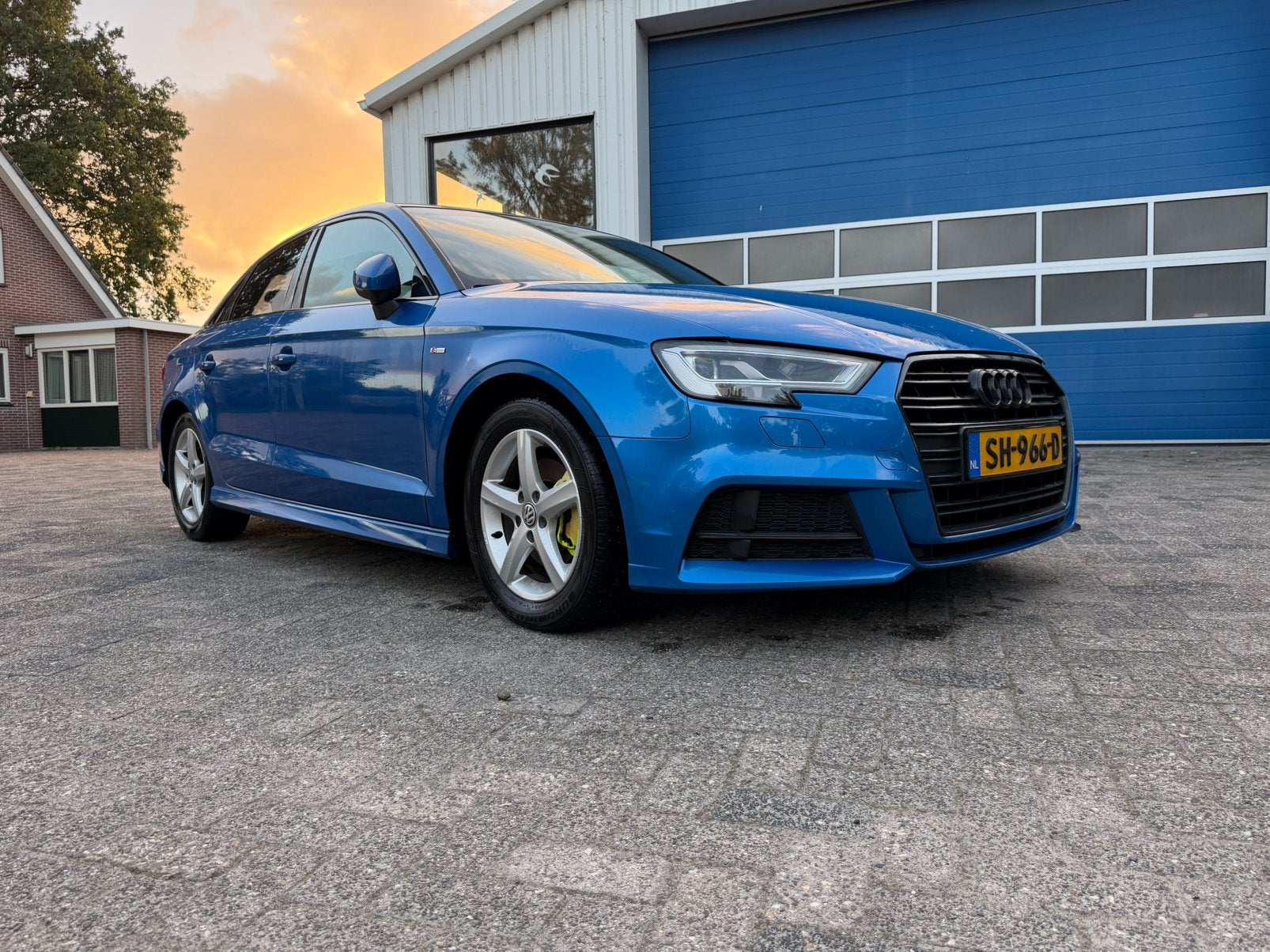 Audi A3 1.6 TDI 116pk S Tronic 2018 Blauw motorprobleem, Auto's, 4 cilinders, Blauw, Leder en Stof, Origineel Nederlands