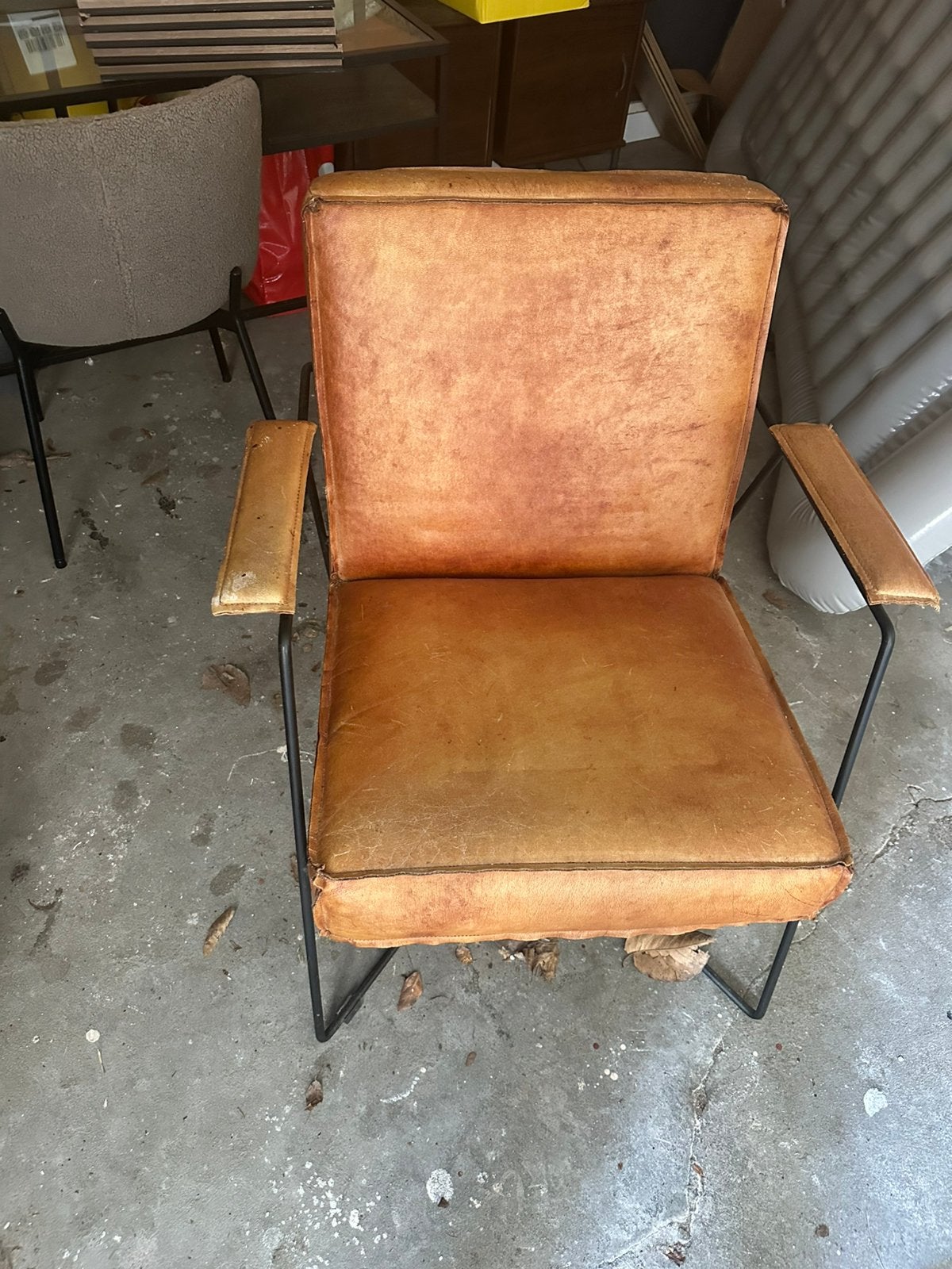 Cognackleurige leren fauteuil, Ophalen, Zo goed als nieuw, 75 tot 100 cm, 50 tot 75 cm