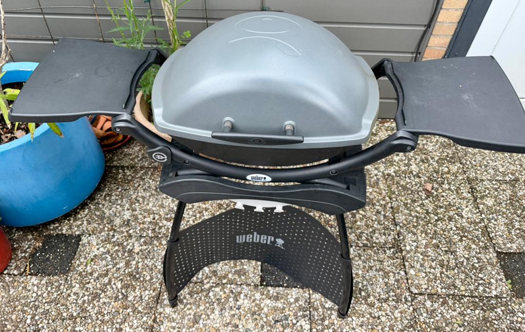 Weber Q2400 elektrische BBQ set met onderstel en accessoires, Ophalen, Gebruikt, Weber
