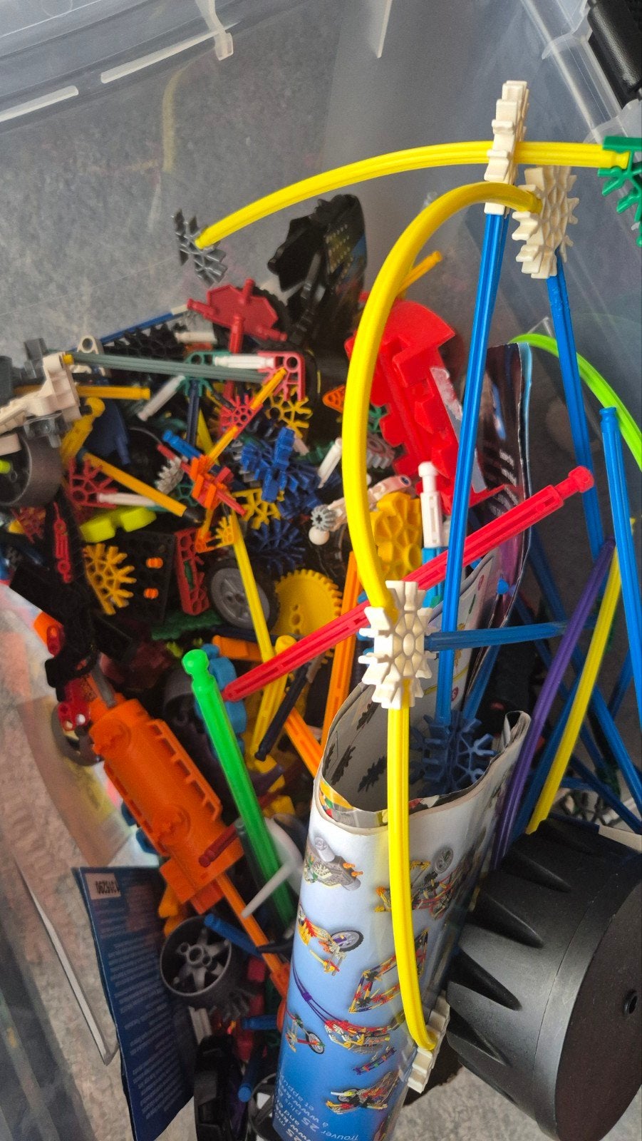 K'nex , doos met verschillende onderdelen., Ophalen, K'nex