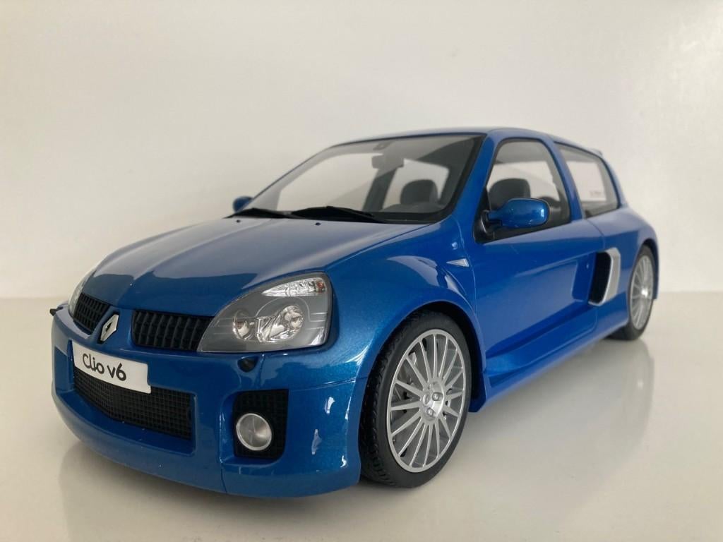 Renault Clio 2 V6 Phase 2 1:12 (nieuw), Hobby en Vrije tijd, Verzenden, Nieuw, 1:9 t/m 1:12, Auto