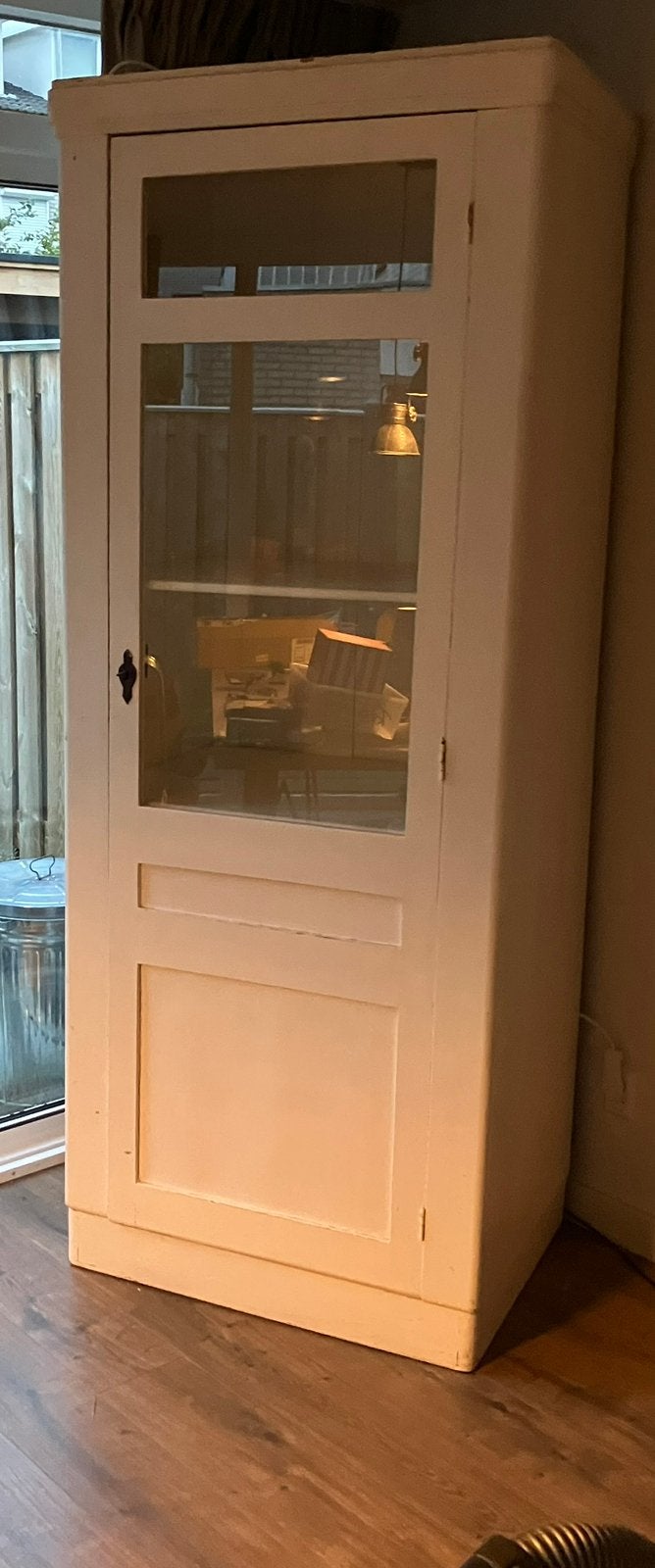 Brocante vitrine kast, Ophalen
