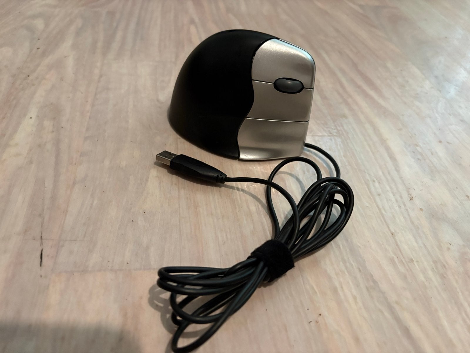 Evoluent VerticalMouse 3 Rev2 Ergonomische USB Muis, Computers en Software, Muizen, Rechtshandig, Muis, Ergonomisch, Ophalen of Verzenden