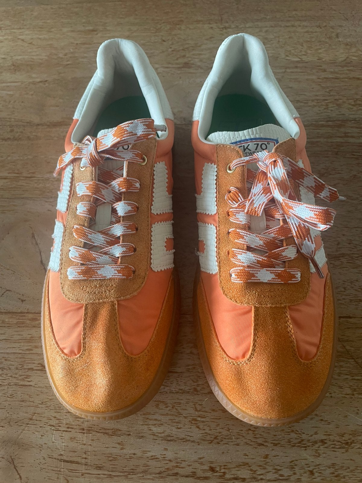 Sneakers maat 41 €10,00, Ophalen of Verzenden, Zo goed als nieuw, Sneakers of Gympen