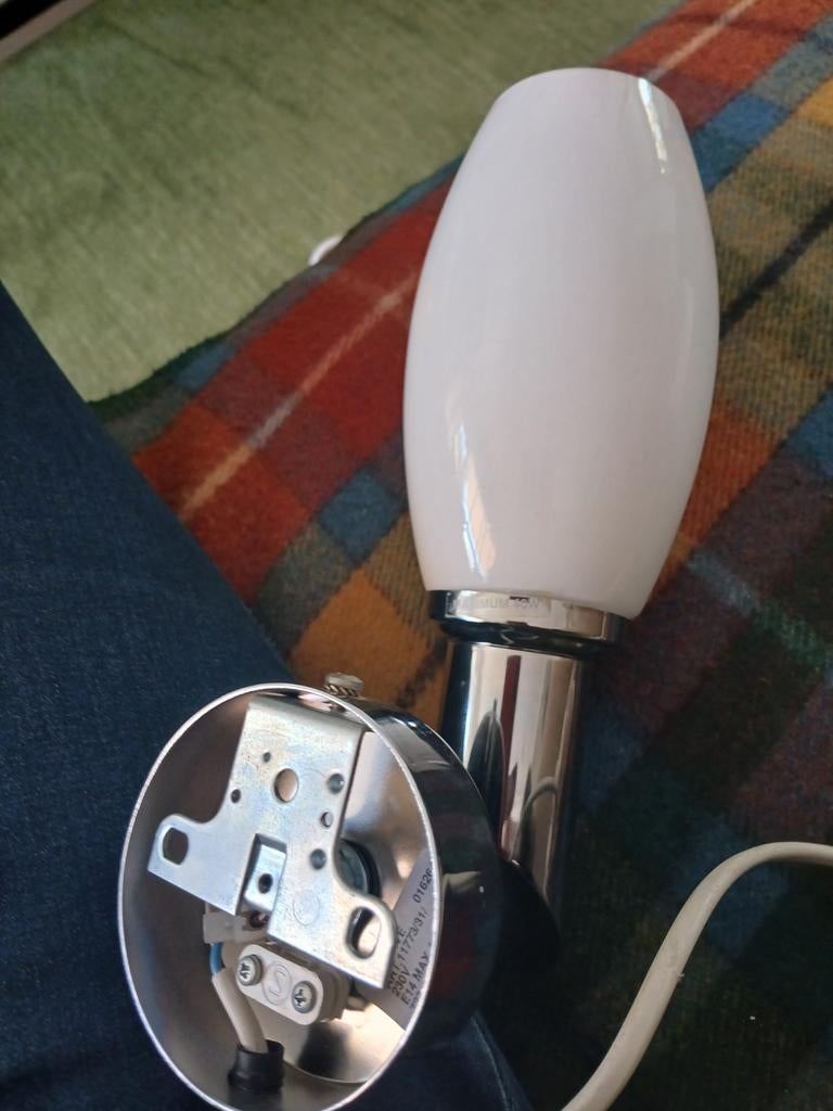 Chroom melkwit wandlampje met stekker, Ophalen of Verzenden