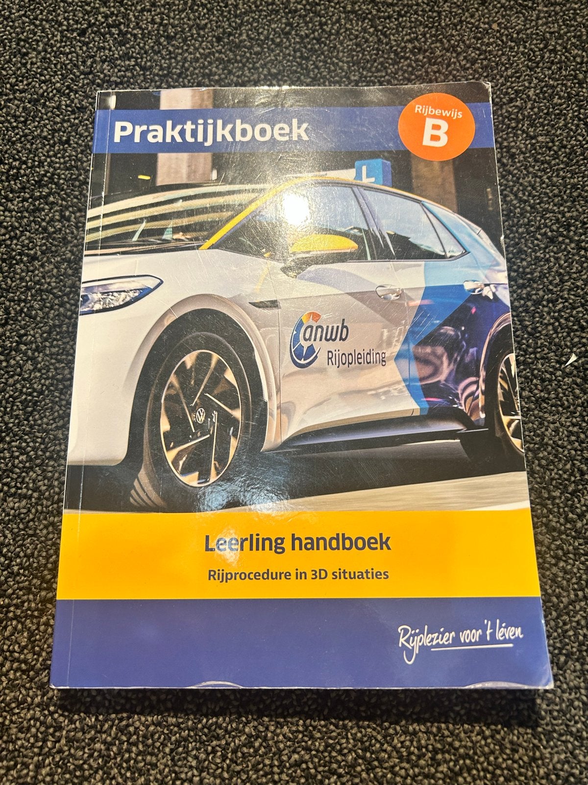 ANWB Praktijkboek Rijbewijs B - Rijopleiding en rijlessen, Ophalen of Verzenden, Gelezen, Overige niveaus
