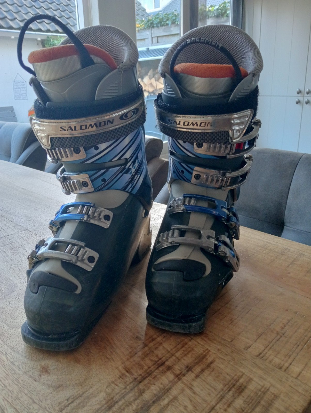 Salomon Skischoenen MD 25/25.5 (maat 39/40), Sport en Fitness, 160 tot 180 cm, Gebruikt, Schoenen, Skiën