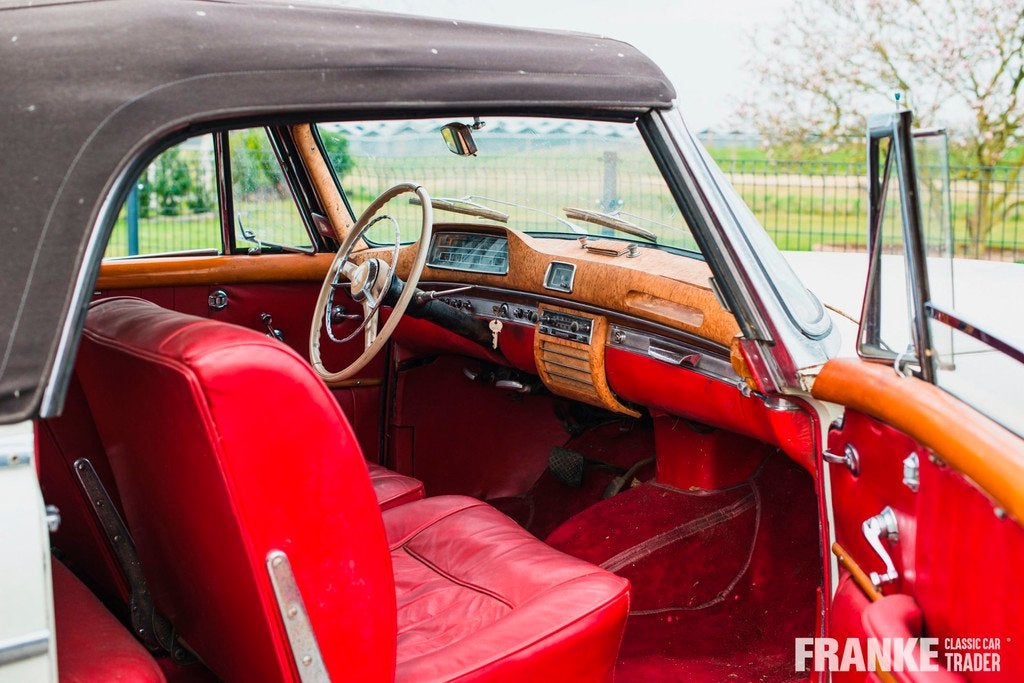 Mercedes-Benz 220 S Cabriolet, Automaat, Gebruikt, Cabriolet, 4 stoelen