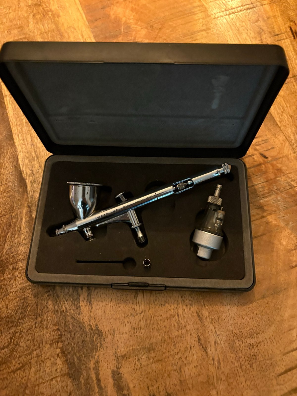 Iwata Hi-Line HP-CH Airbrush in originele doos, Ophalen of Verzenden, Zo goed als nieuw, Airbrush en Toebehoren