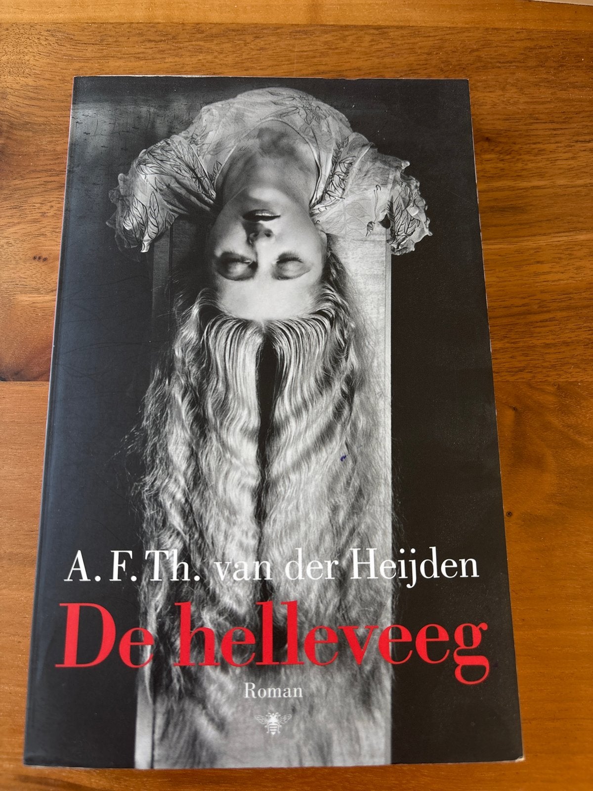 A.F.Th. van der Heijden - De helleveeg (Roman), Boeken, Ophalen of Verzenden, Gelezen, Nederland