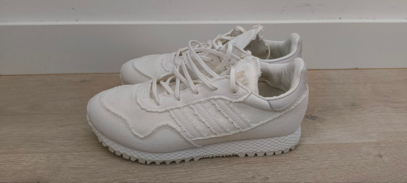 Foto 5 van Adidas x Daniel Arsham New York Sneakers - Maat 38 2/3