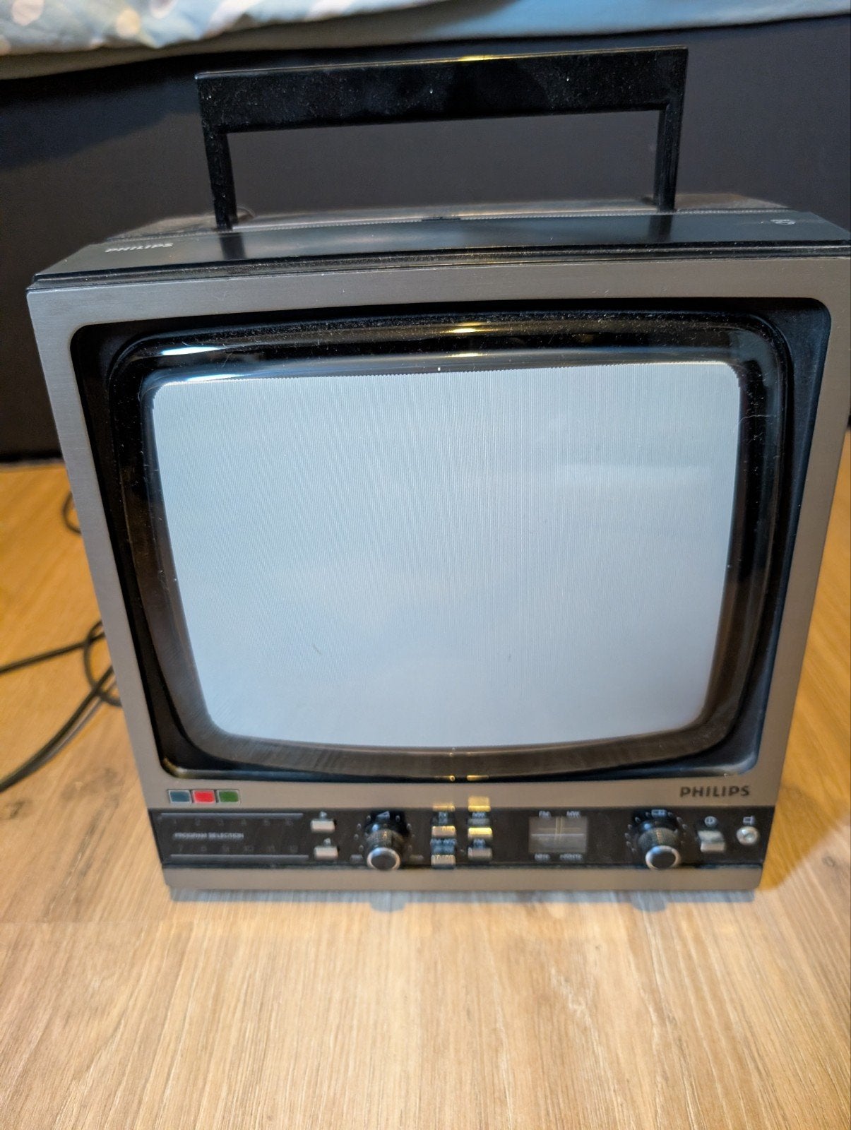 Philips vintage televisie met radio, Ophalen
