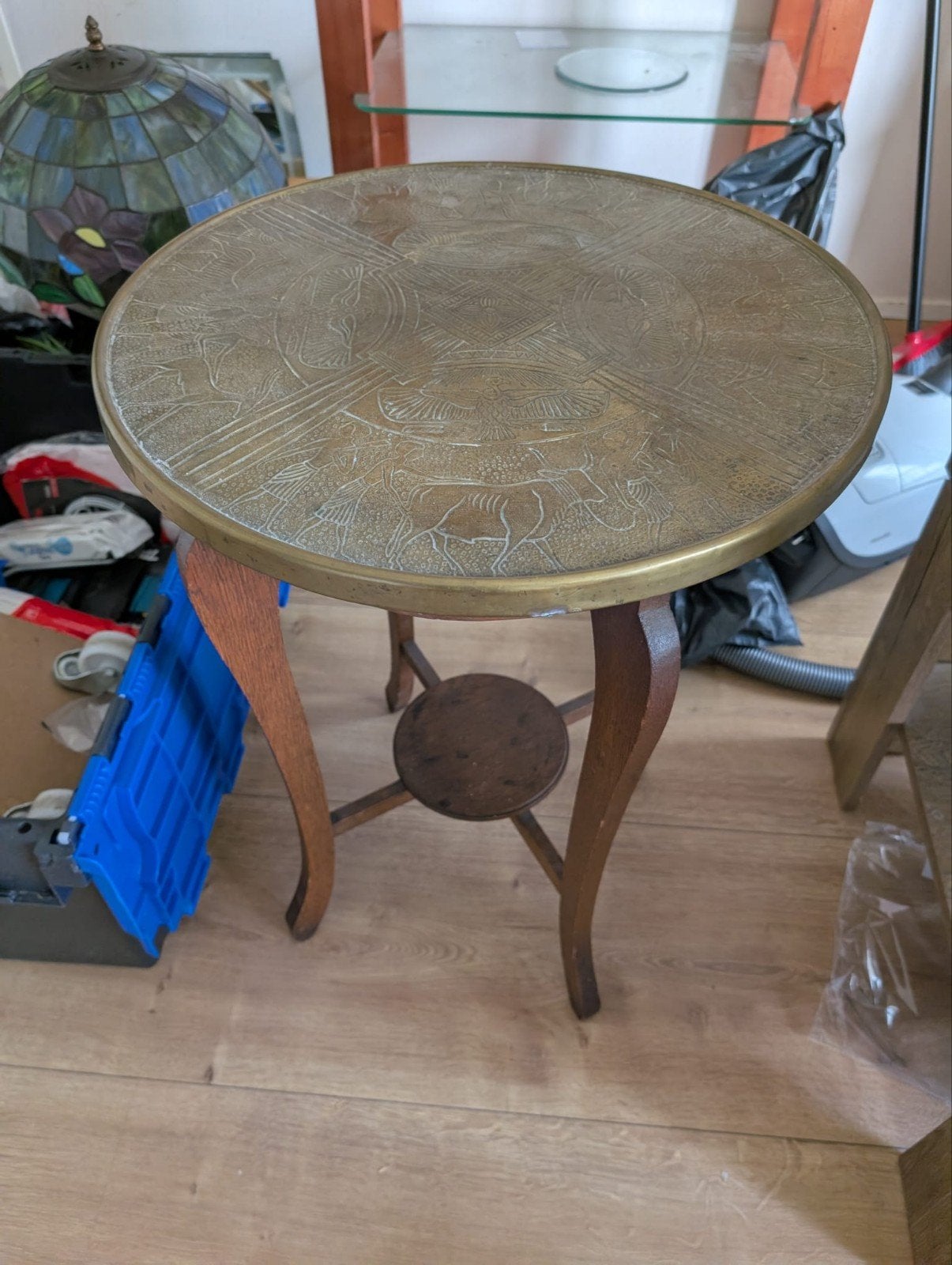 Antieke bijzettafel met messing blad, Ophalen of Verzenden