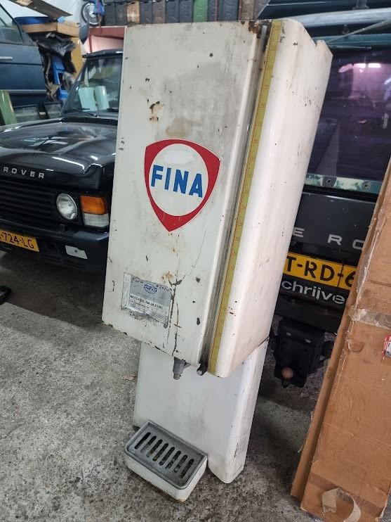 220 liter vintage oliereservoir Fina werkplaats, Ophalen, Gebruikt