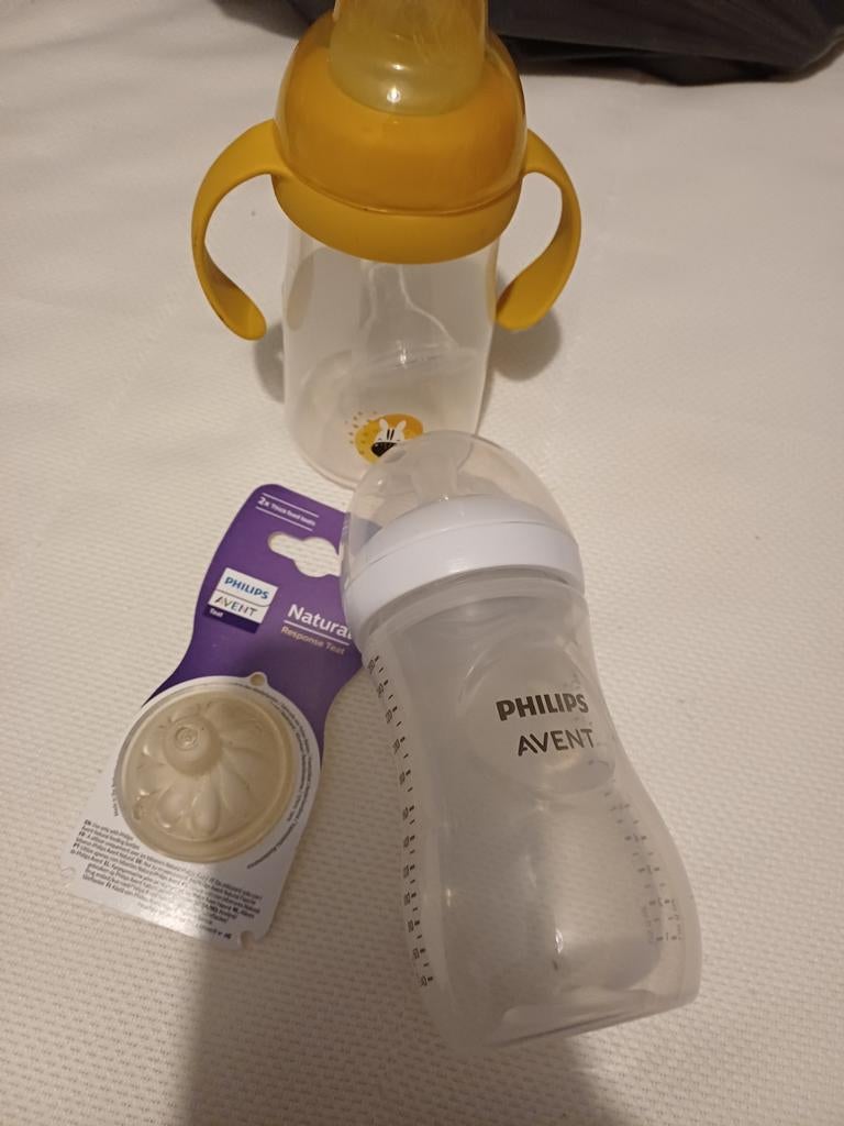 Avent fles, en Munchkin beker, Kinderen en Baby's, Babyvoeding en Toebehoren, Ophalen of Verzenden, Nieuw, Overige typen