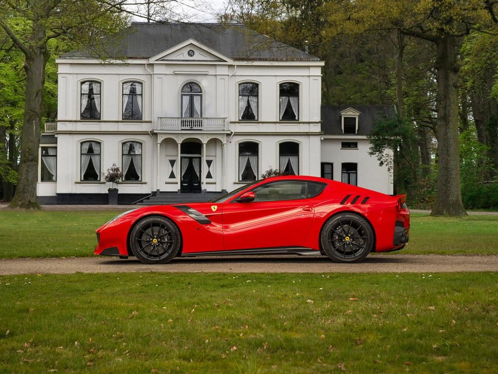 Ferrari F12 6.3 TDF HELE | First owner | Rosso Scuderia, Auto's, Ferrari, Automaat, Achterwielaandrijving, 12 cilinders, 1415 kg