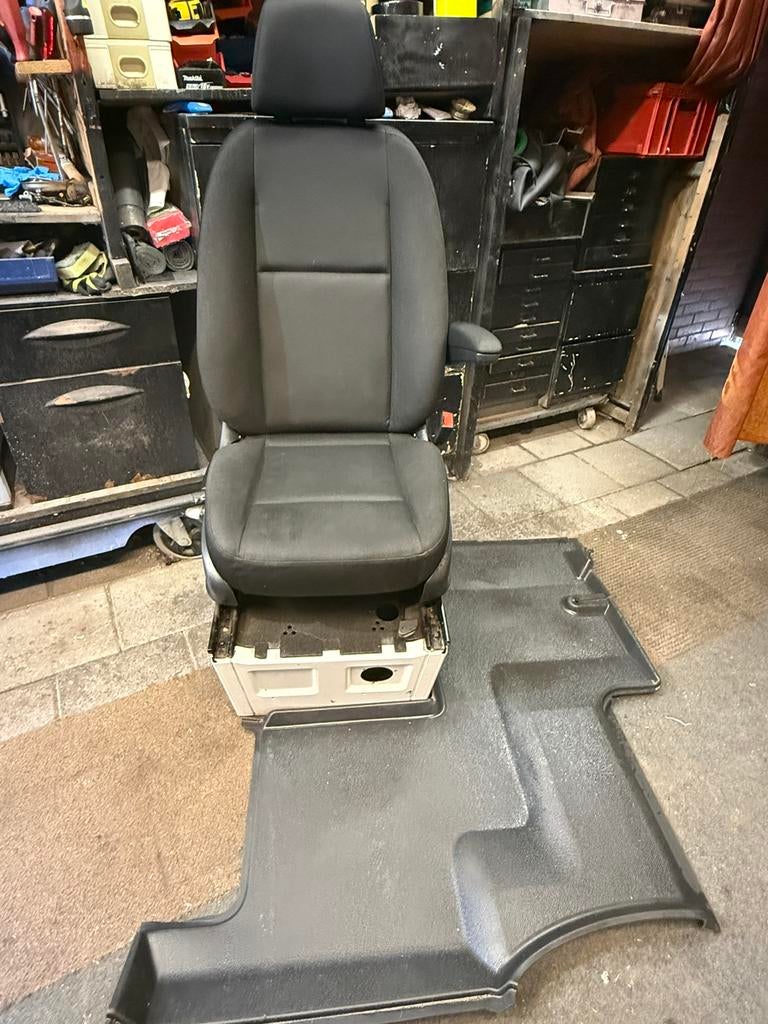 Nette bijrijdersstoel met armleuning voor sprinter 907, Auto-onderdelen, Interieur en Bekleding, Ophalen, Gebruikt, Mercedes-Benz