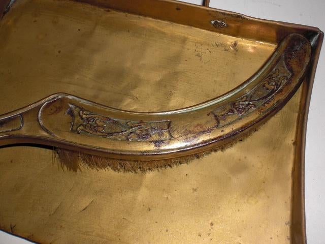 antieke bronsen blik en fraai bewerkte veger, Ophalen of Verzenden, Koper