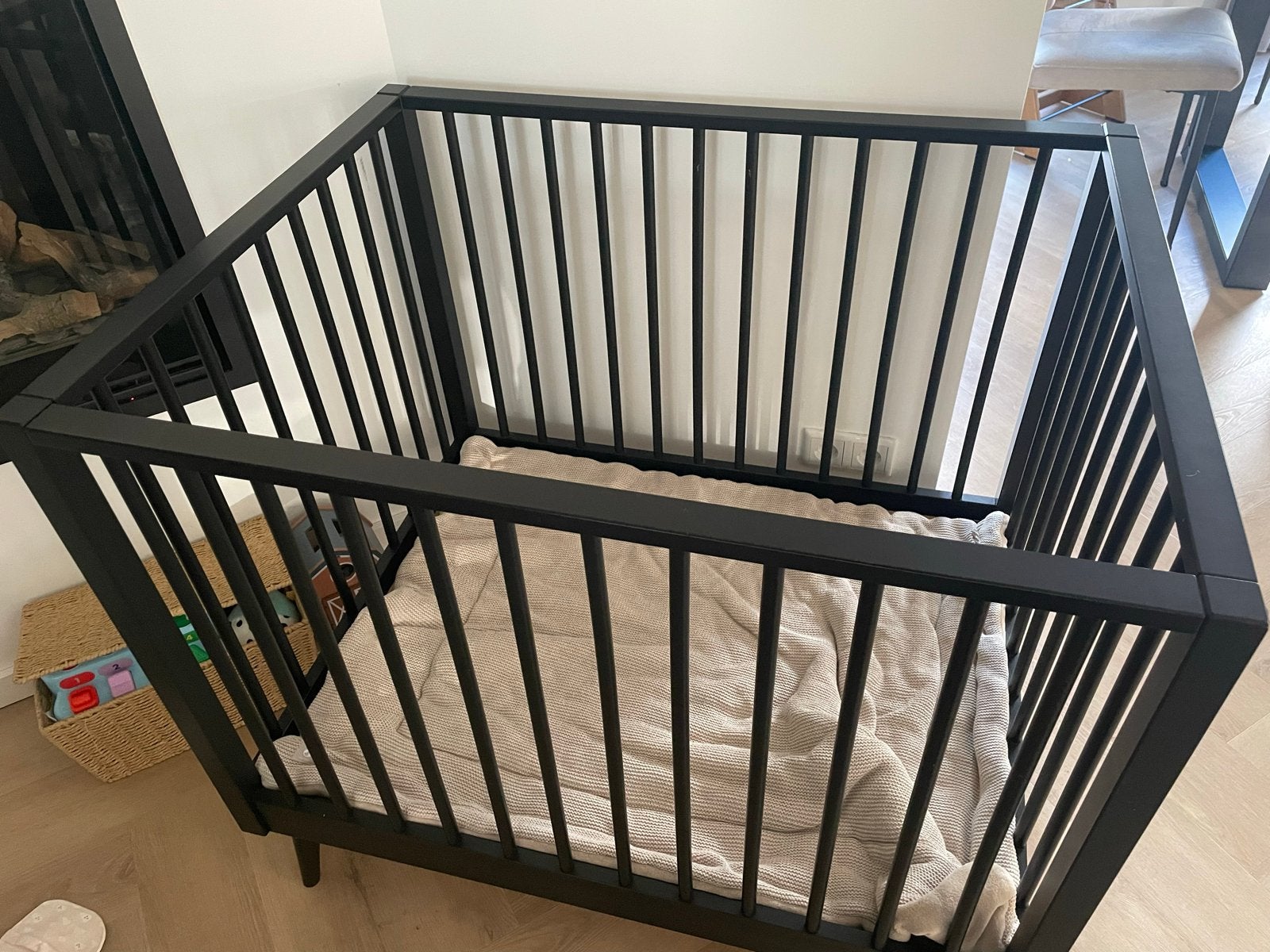 Zwarte box van Babydump, Ophalen, Gebruikt, Vierkant