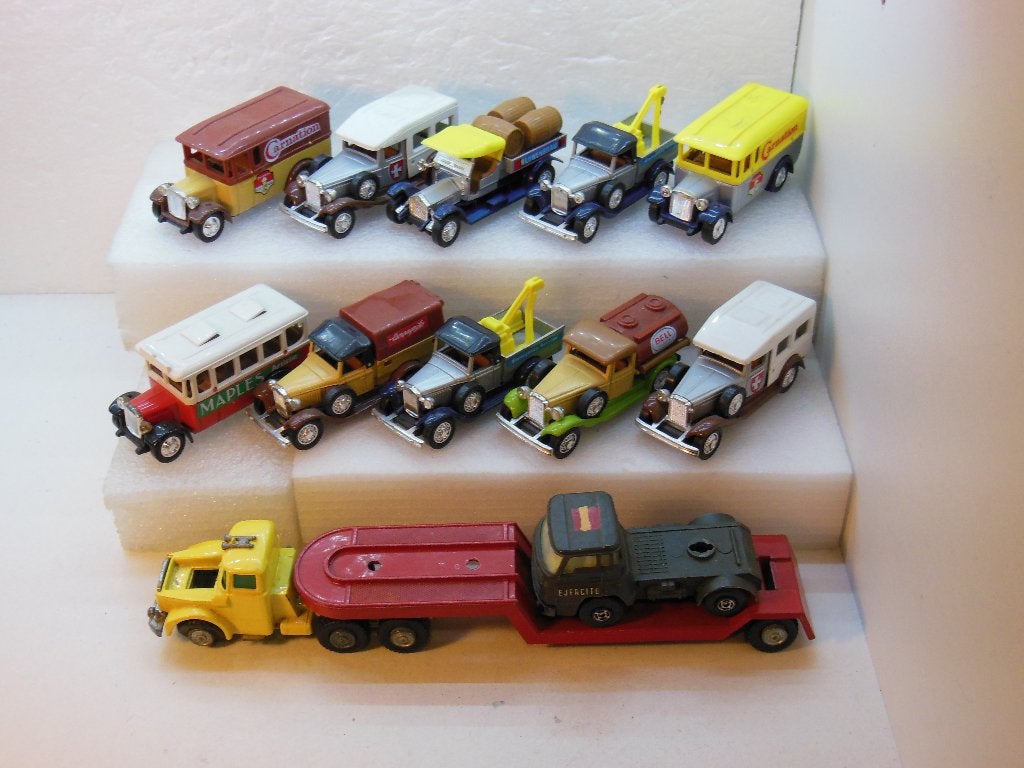 12 x GUISVAL Autenthiek models  -, Ophalen of Verzenden, Gebruikt, Auto, Overige merken
