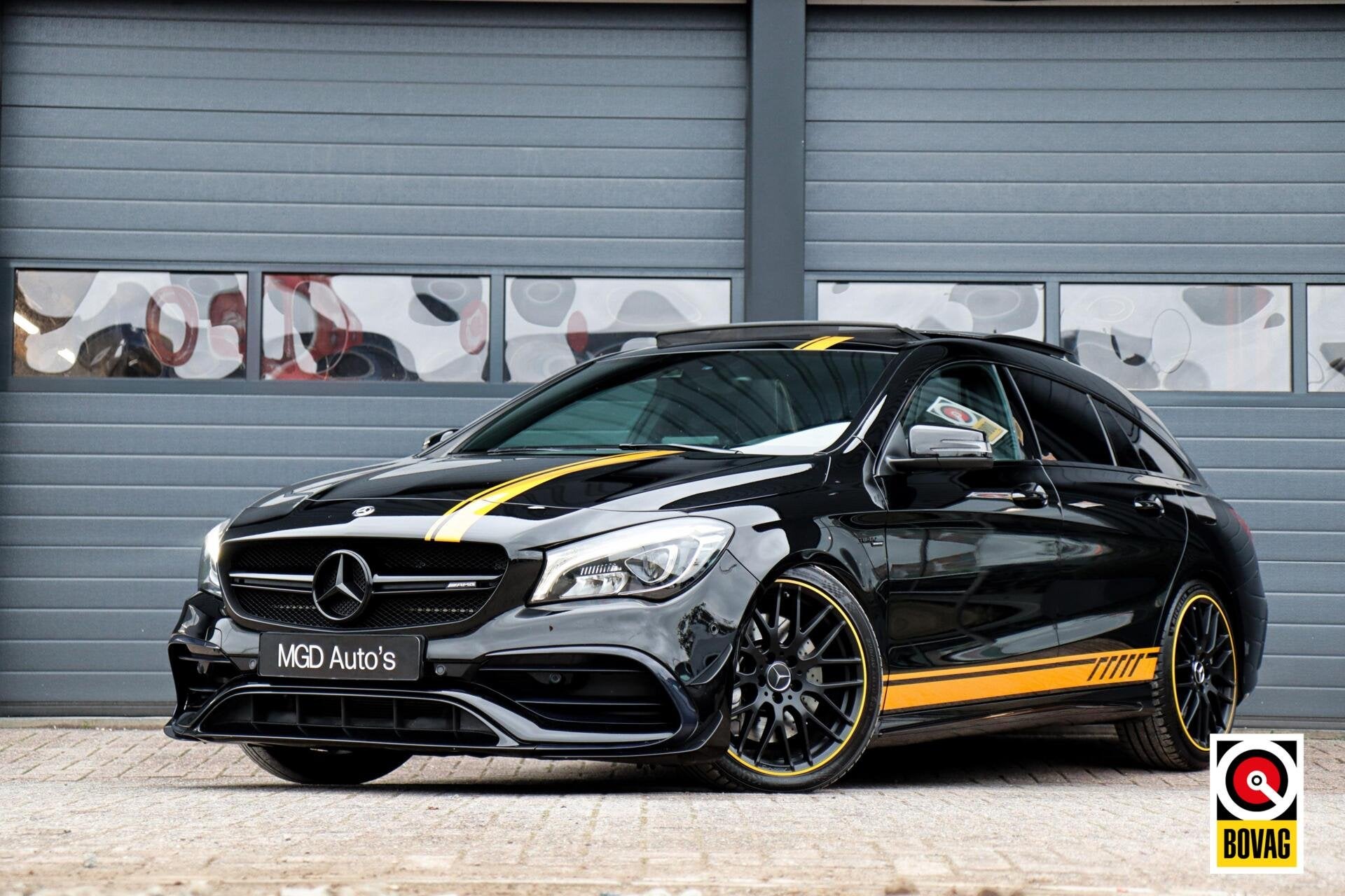 Mercedes CLA-klasse Shooting Brake AMG 45 4MATIC Yellow Nigh, Auto's, Automaat, CLA, Lichtsensor, Gebruikt