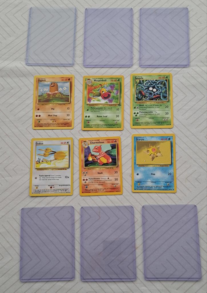 Mooie nieuwe Pokémon kaarten en hoesjes, Ophalen of Verzenden, Gebruikt, Meerdere kaarten