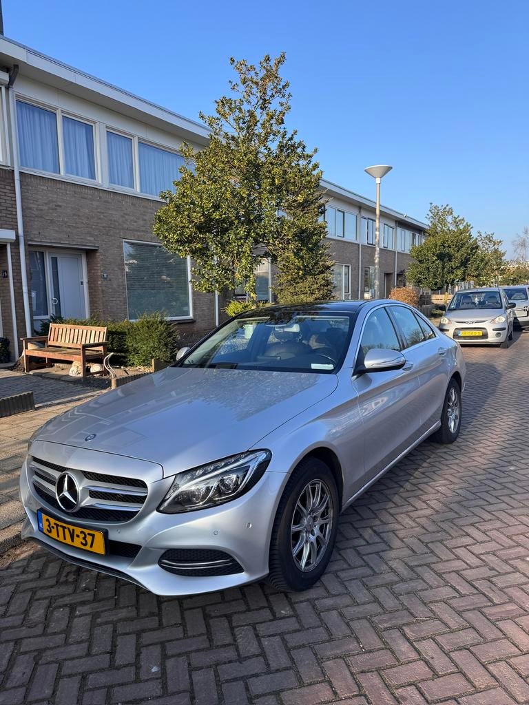 Mercedes-Benz C-Klasse C200 2.0 135KW Aut7 2014 Grijs, Auto's, 1800 kg, 4 cilinders, 75 €/maand, 19 km/l