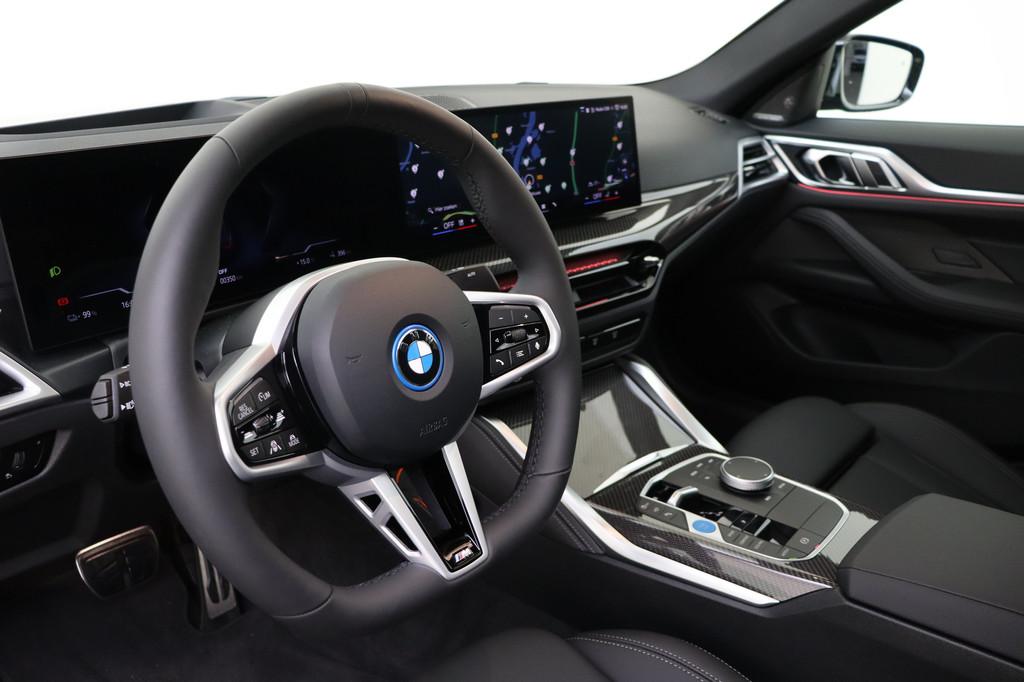 BMW i4 eDrive40 High Executive M Sport / Schuif-kanteldak /, Achterwielaandrijving, Gebruikt, Zwart, Met garantie (alle)