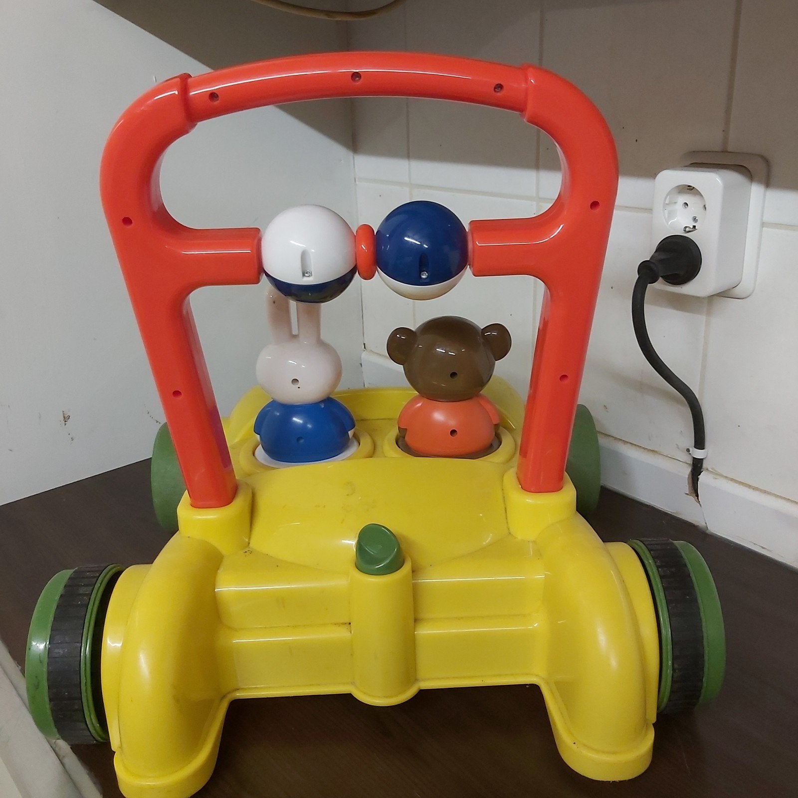 nijntje loopauto, Ophalen, Zo goed als nieuw, Auto, Met geluid