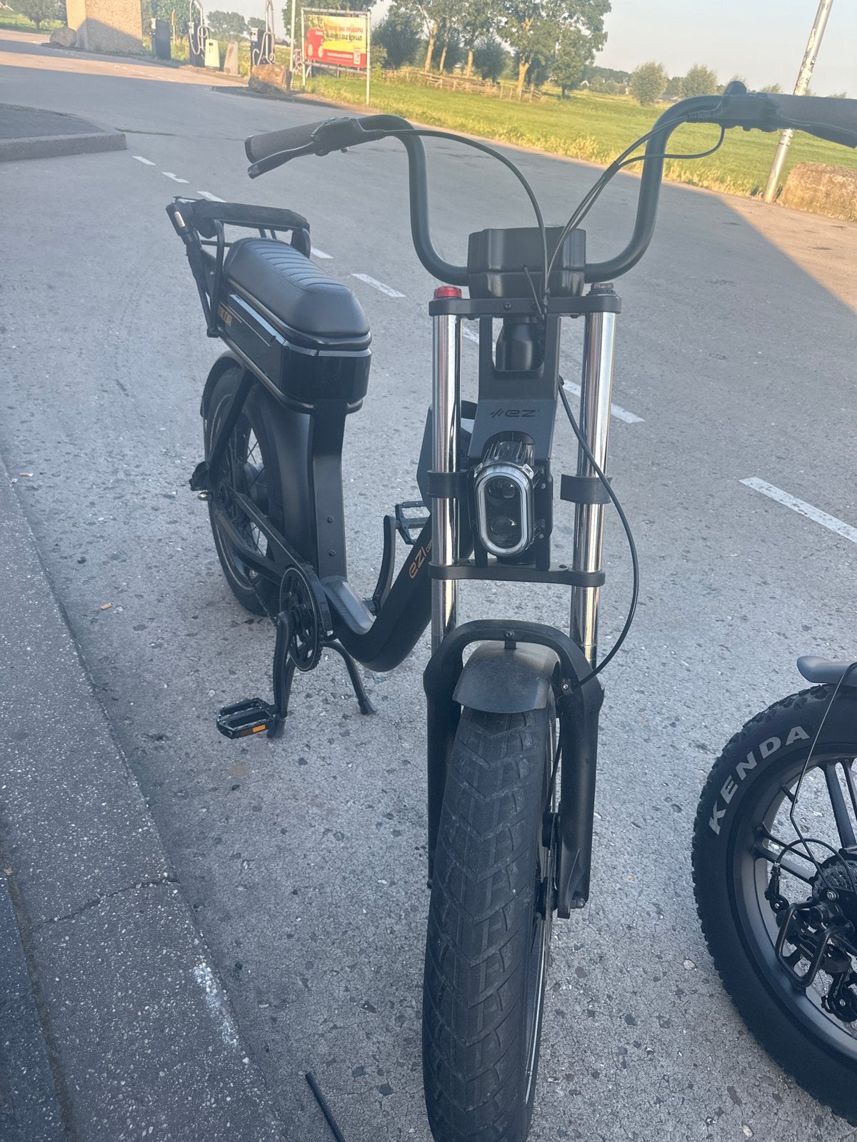 EZI Goccia E-bike Fatbike, Zo goed als nieuw, Minder dan 47 cm, 50 km per accu of meer, Ophalen