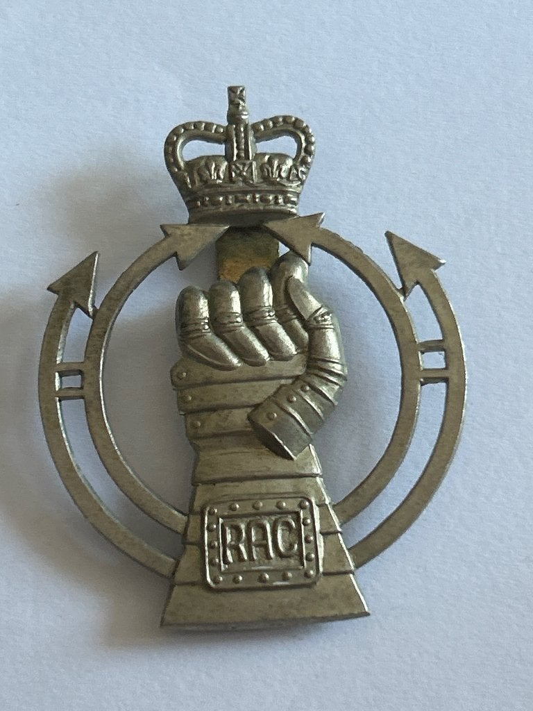 Naoorlogse Britse Cap Badge - Royal Armoured Corps (RAC), Verzenden, Landmacht, Engeland, Embleem of Badge