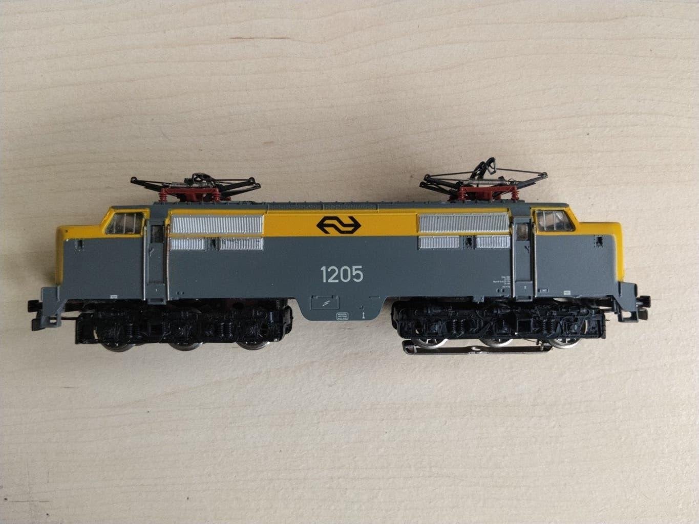 Märklin 3055 E loc van de NS, Overige merken, Wisselstroom, Locomotief, Analoog